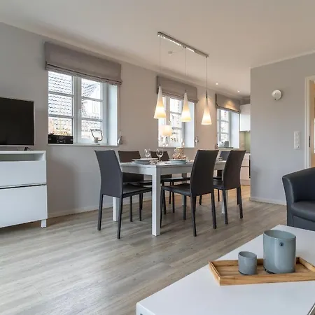 Holiday home Quartier Deich-4 Quartier Deich 4 Duenengold *